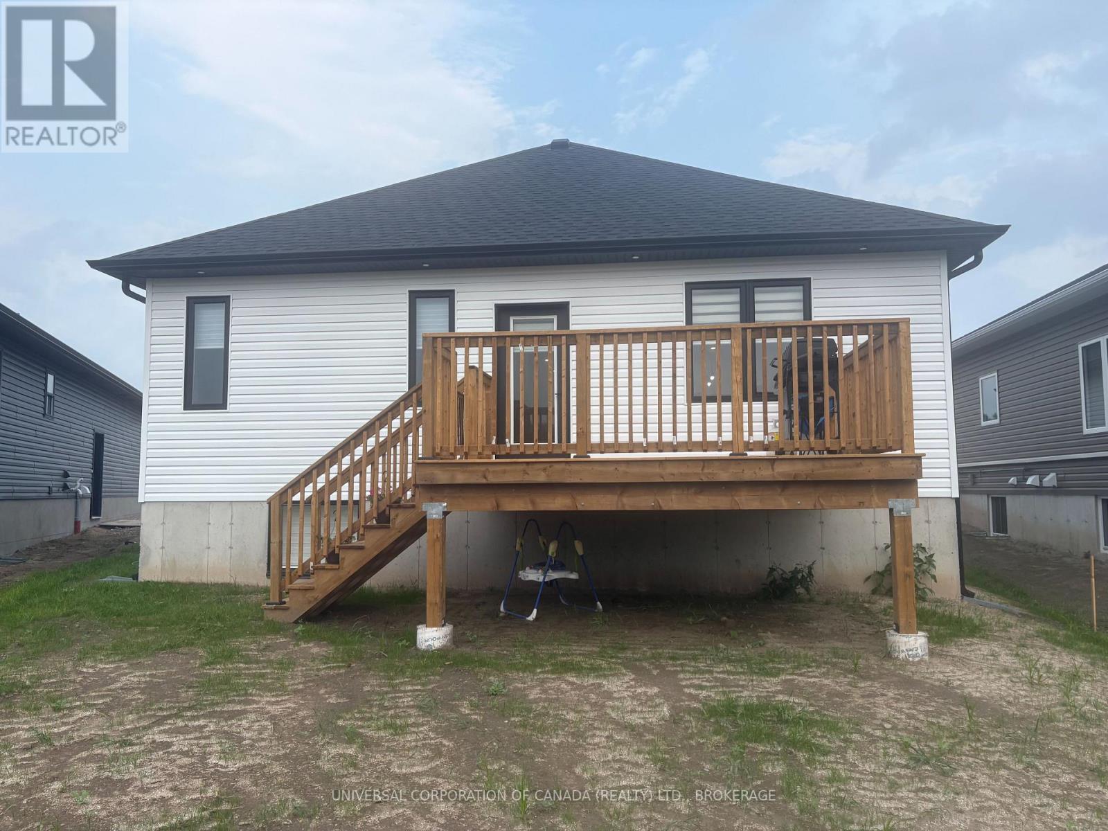 63 REBECCA DRIVE - 39