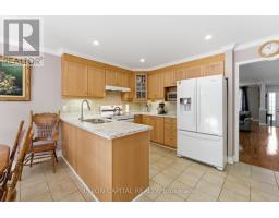 Kitchen - 1473 Greenvalley Trail, Oshawa, ON L1K2N5 Photo 9