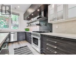 Kitchen - 700 Hillcrest Road, Pickering, ON L1W2P1 Photo 6