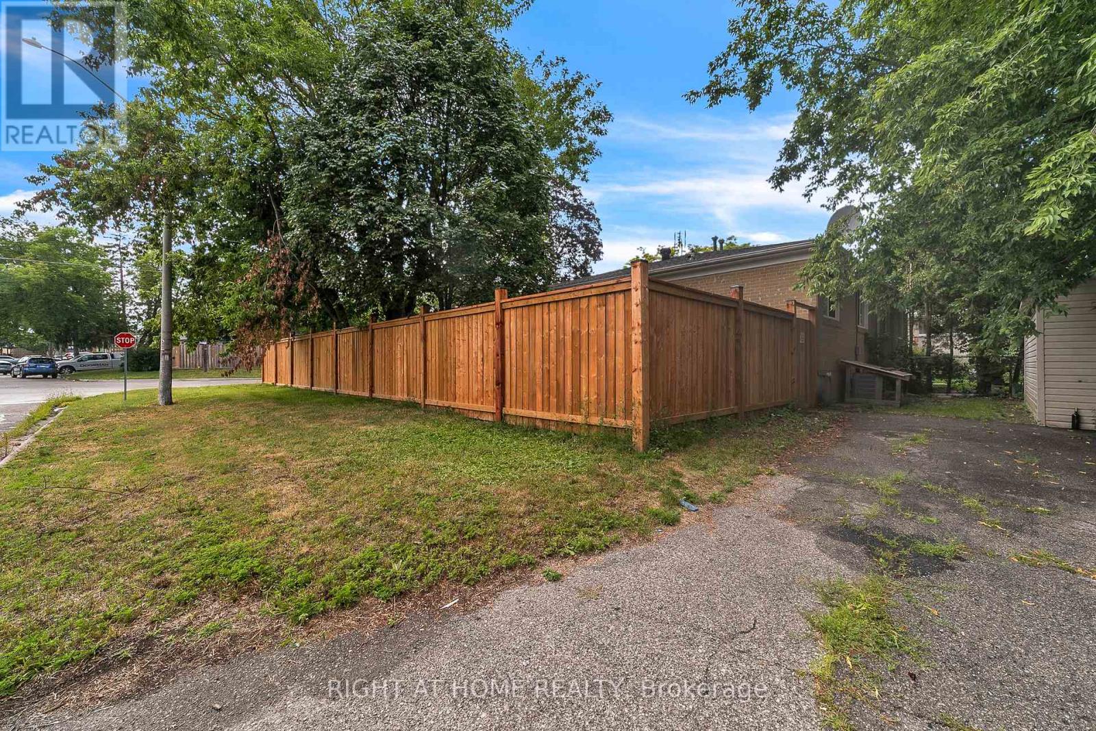 Photo of 303 BLUE GRASS BOULEVARD