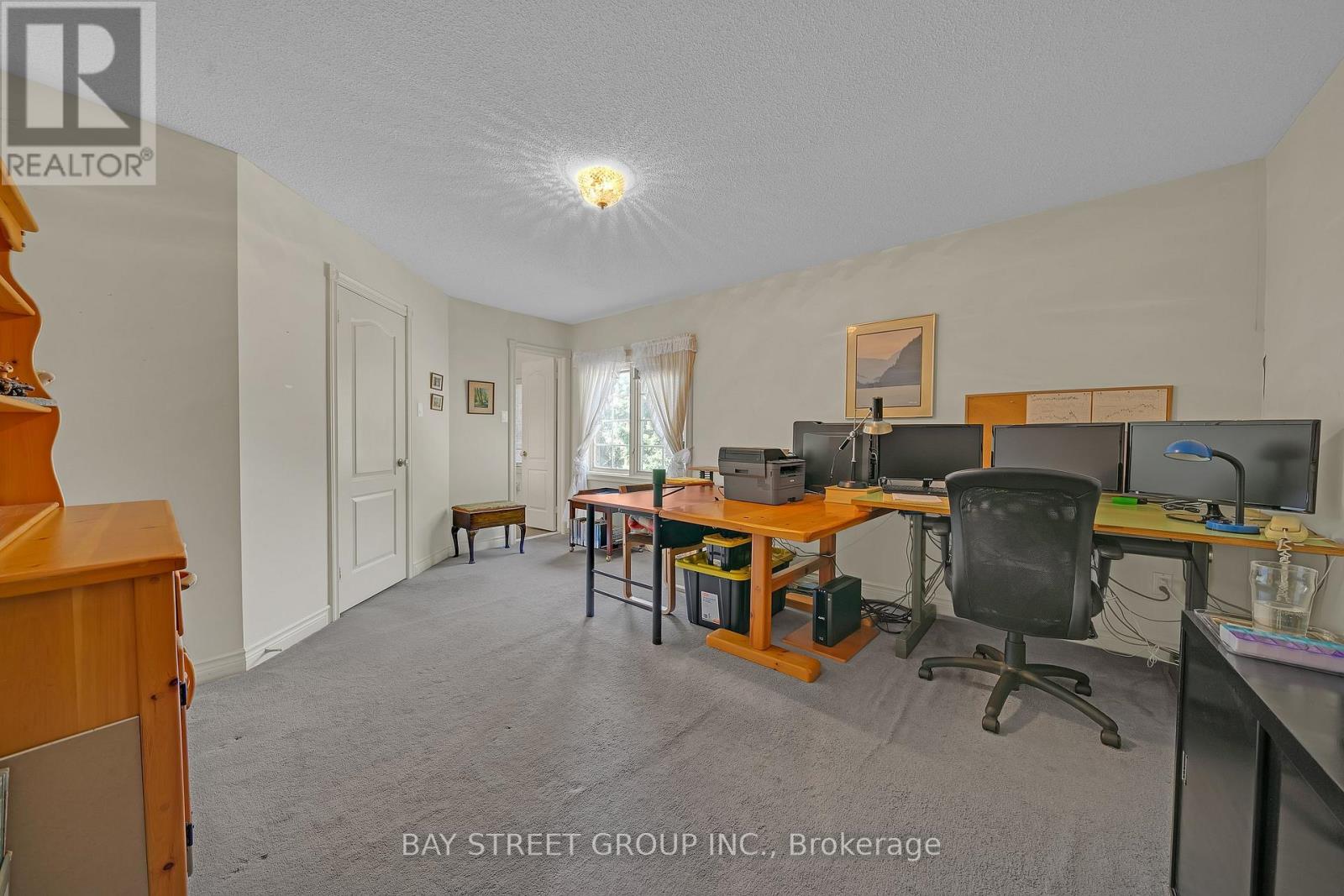 53 STRATHEARN AVENUE - Image 37