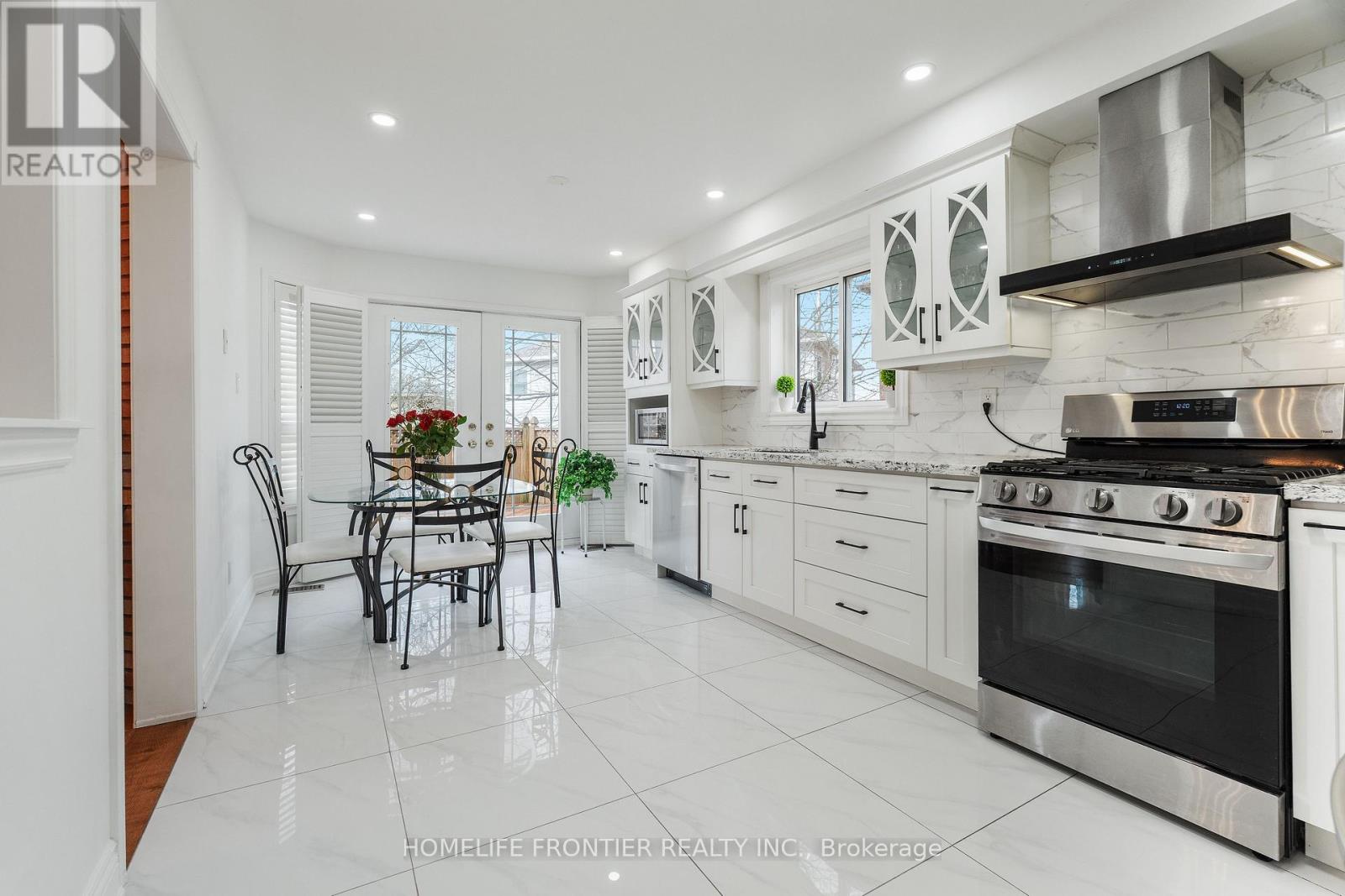 55 ATTRIDGE DRIVE - 7