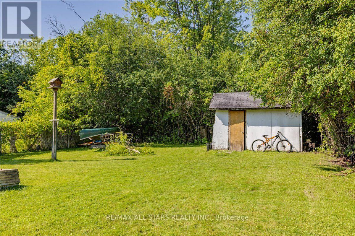 27182 WOODBINE AVENUE - 18