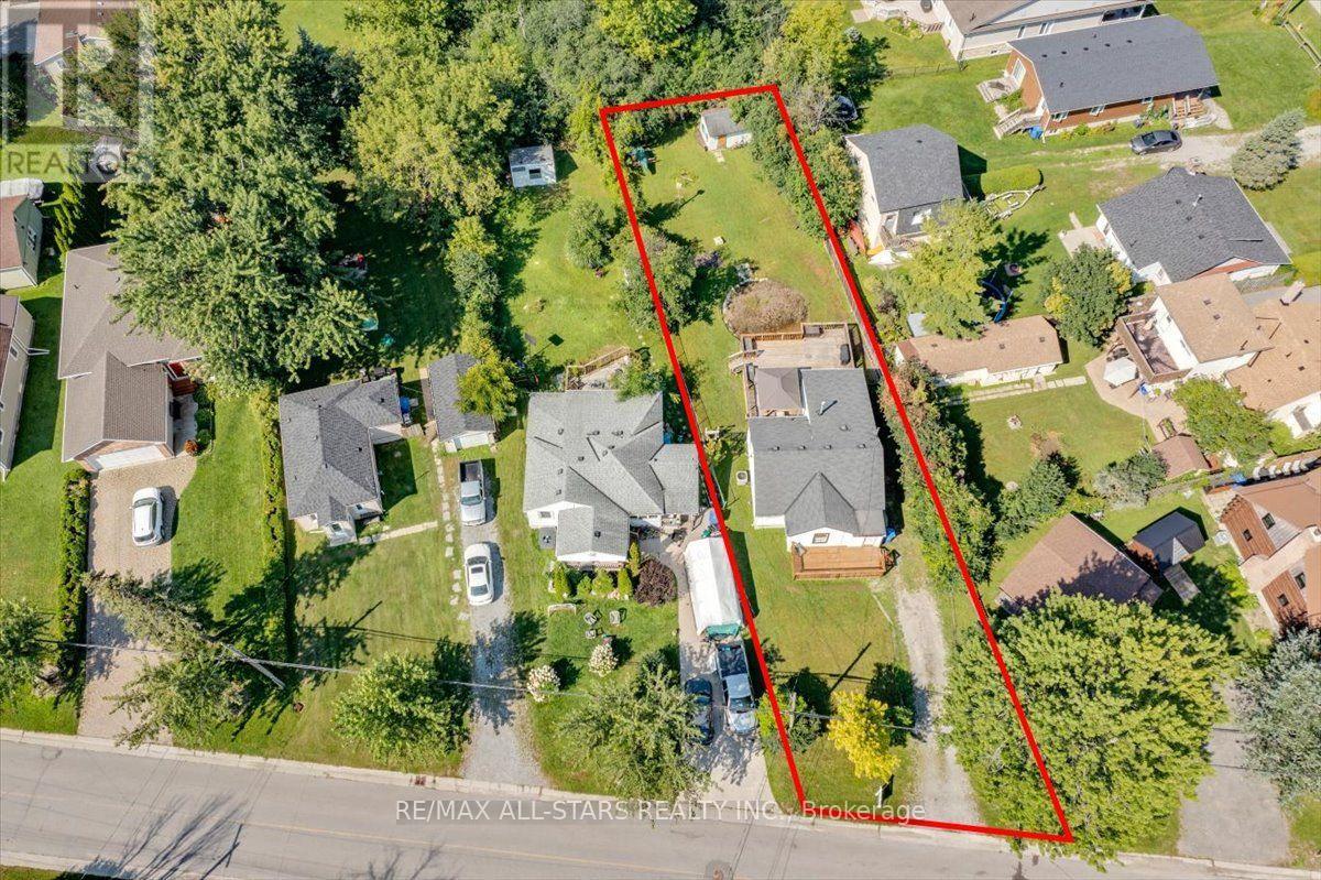 27182 WOODBINE AVENUE - 33