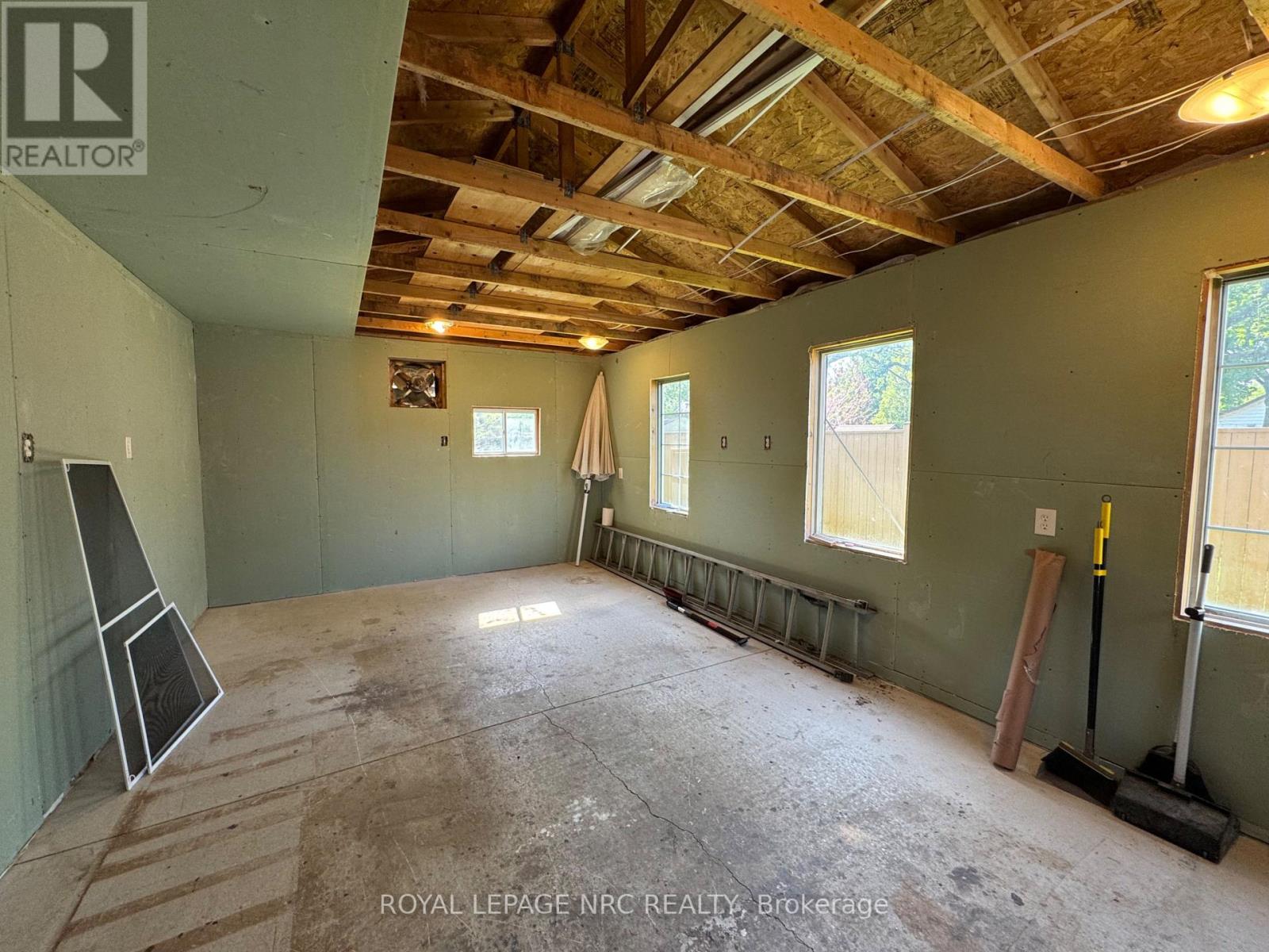 5 VICTORIA STREET - Image 34