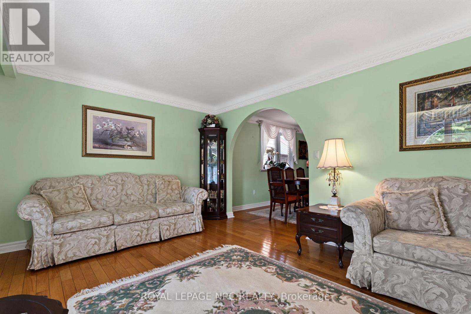 43 BRIMLEY CRESCENT - 13