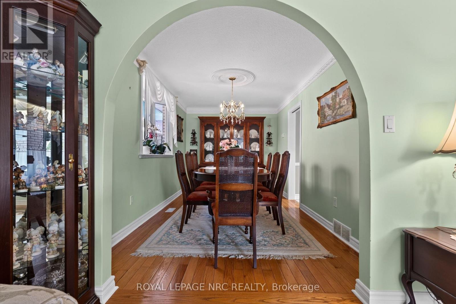 43 BRIMLEY CRESCENT - 15