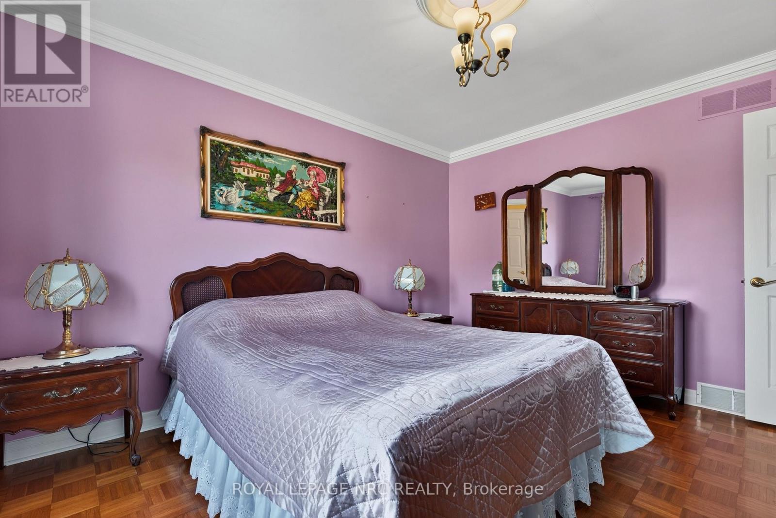 43 BRIMLEY CRESCENT - 27