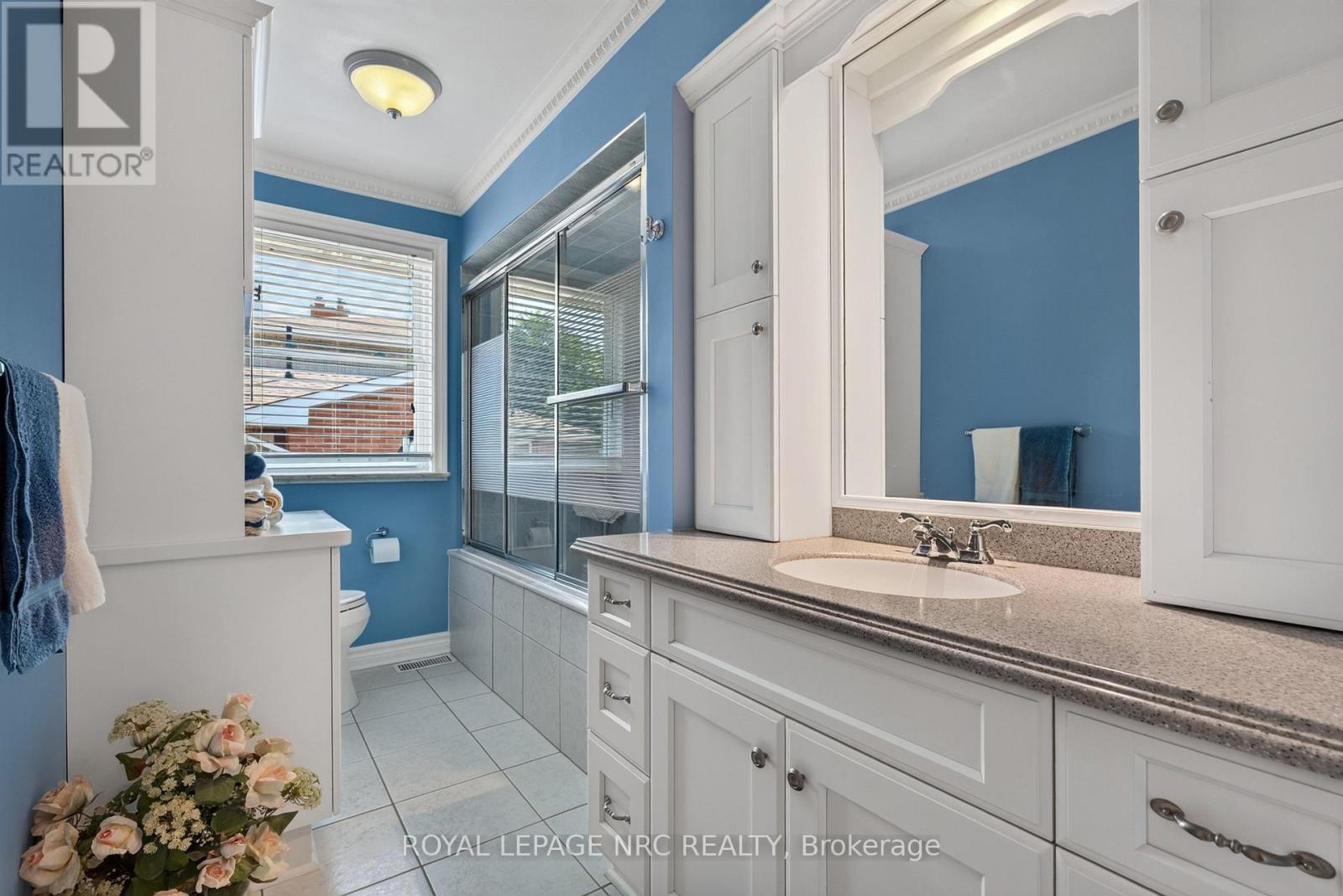 43 BRIMLEY CRESCENT - 33