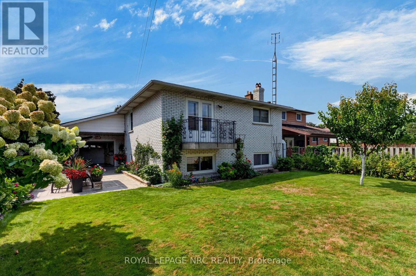 43 BRIMLEY CRESCENT - 47