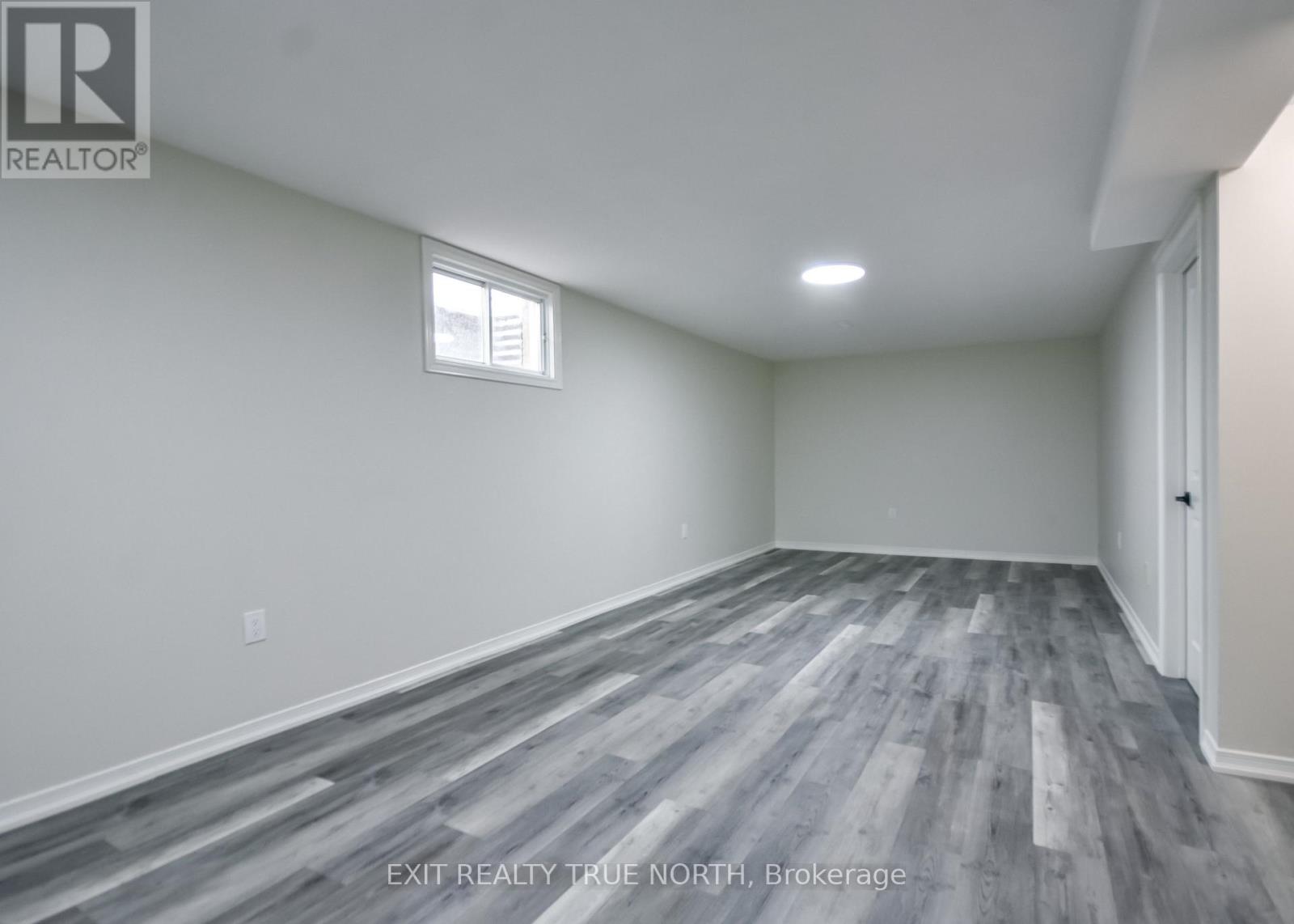 426 SUNNIDALE ROAD - 23