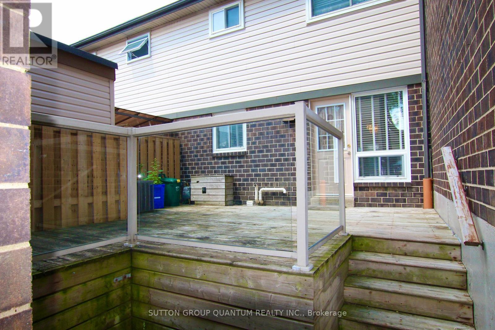 #58 318 LAURIER AVENUE - 16