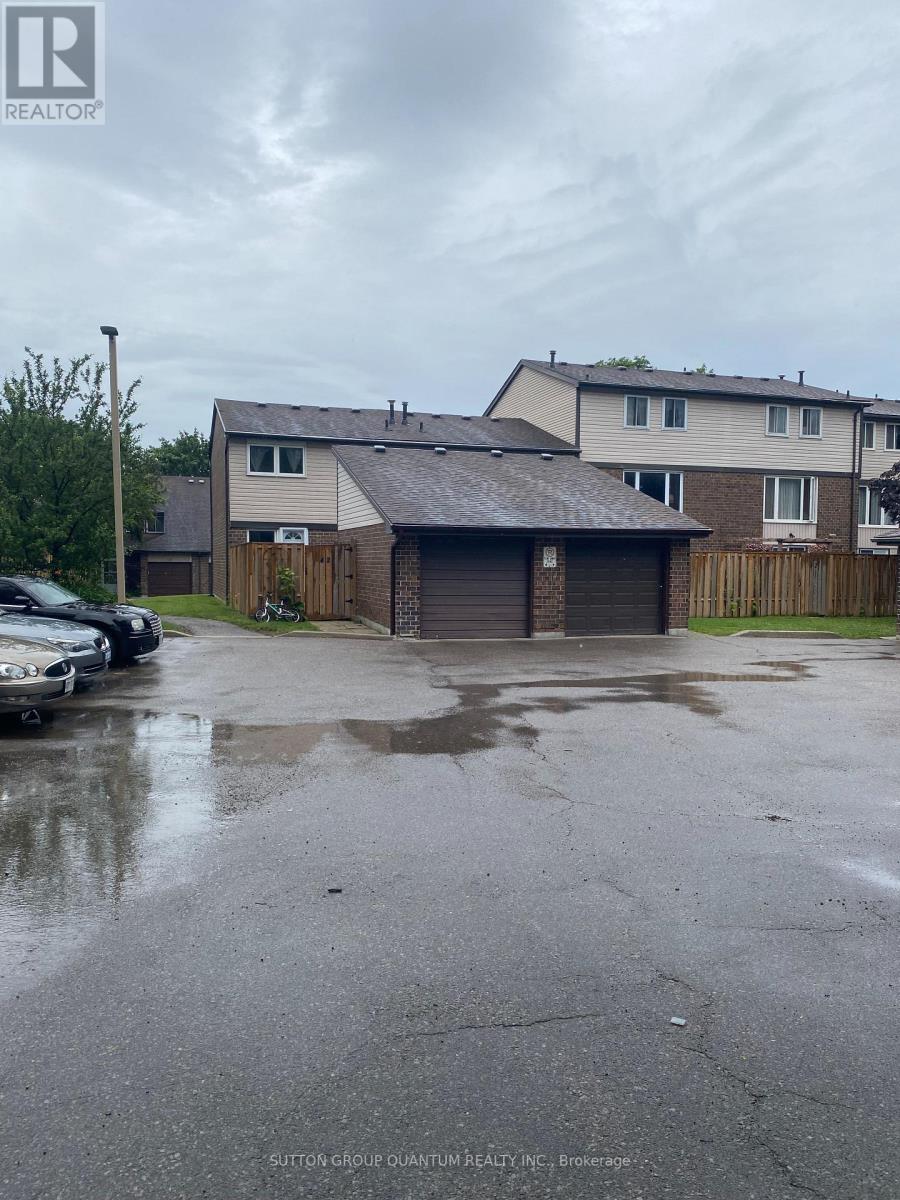 #58 318 LAURIER AVENUE - 4