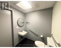 8 - 2351 Royal Windsor Drive, Mississauga, ON L5J4S7 Photo 10