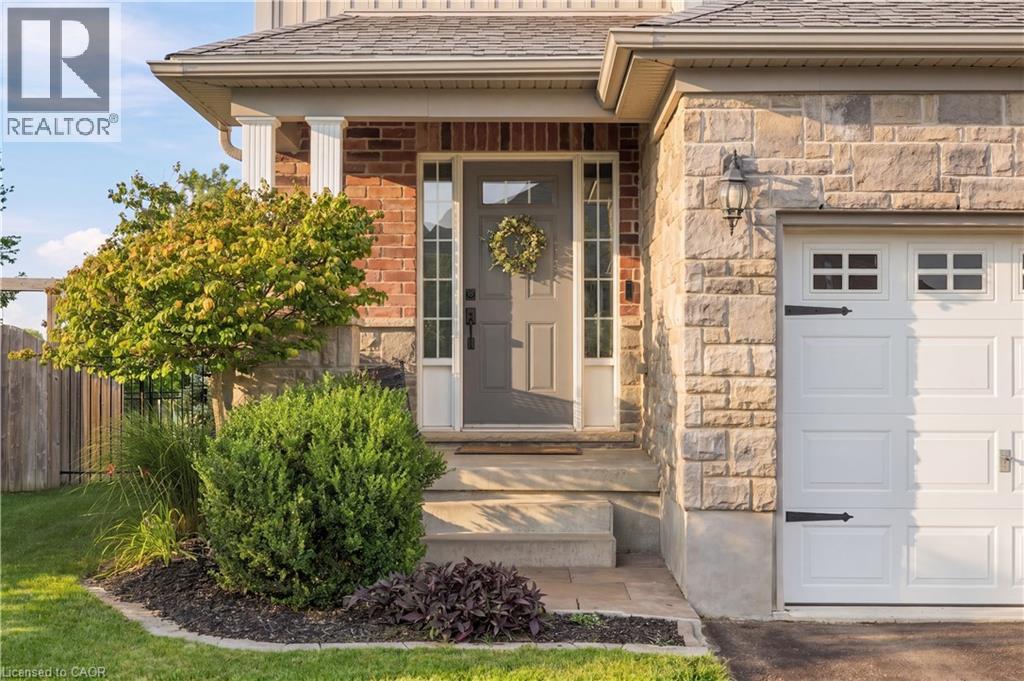 80 ROBERT SIMONE Way - Image 4