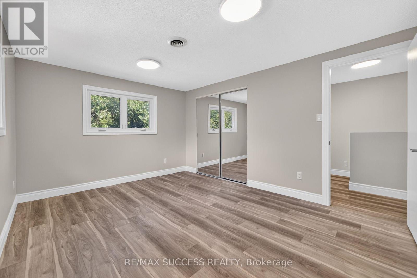 306 SEKURA STREET - Image 31
