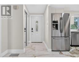 Kitchen - 306 Sekura Street, Cambridge, ON N1R7V8 Photo 6