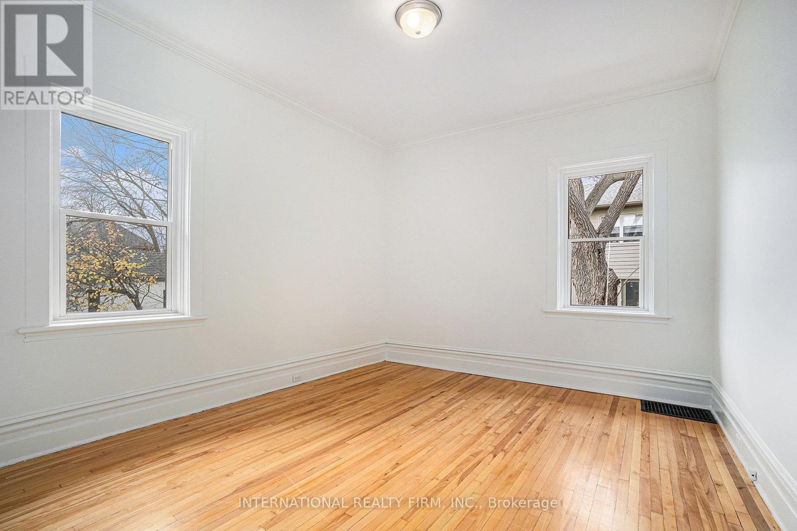 6 Bed, 2 Bath House for Rent in Ottawa – 101 CAMERON AVENUE, Ottawa – MLS# X13681870 - Image 10