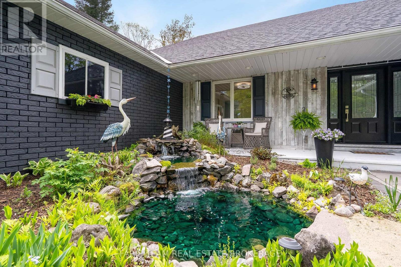 135 FOREST GLEN DRIVE - Image 4