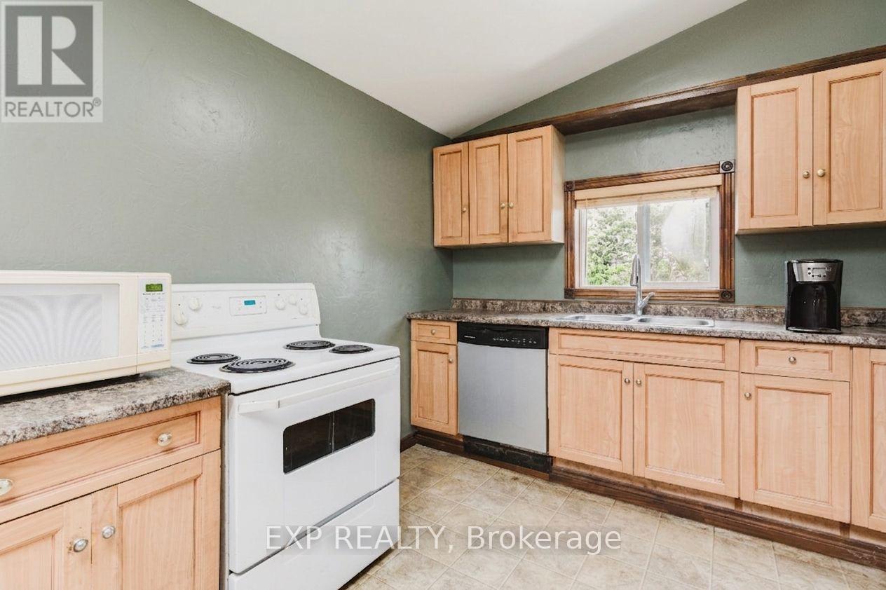 9819 ONIEDA ROAD - Image 9