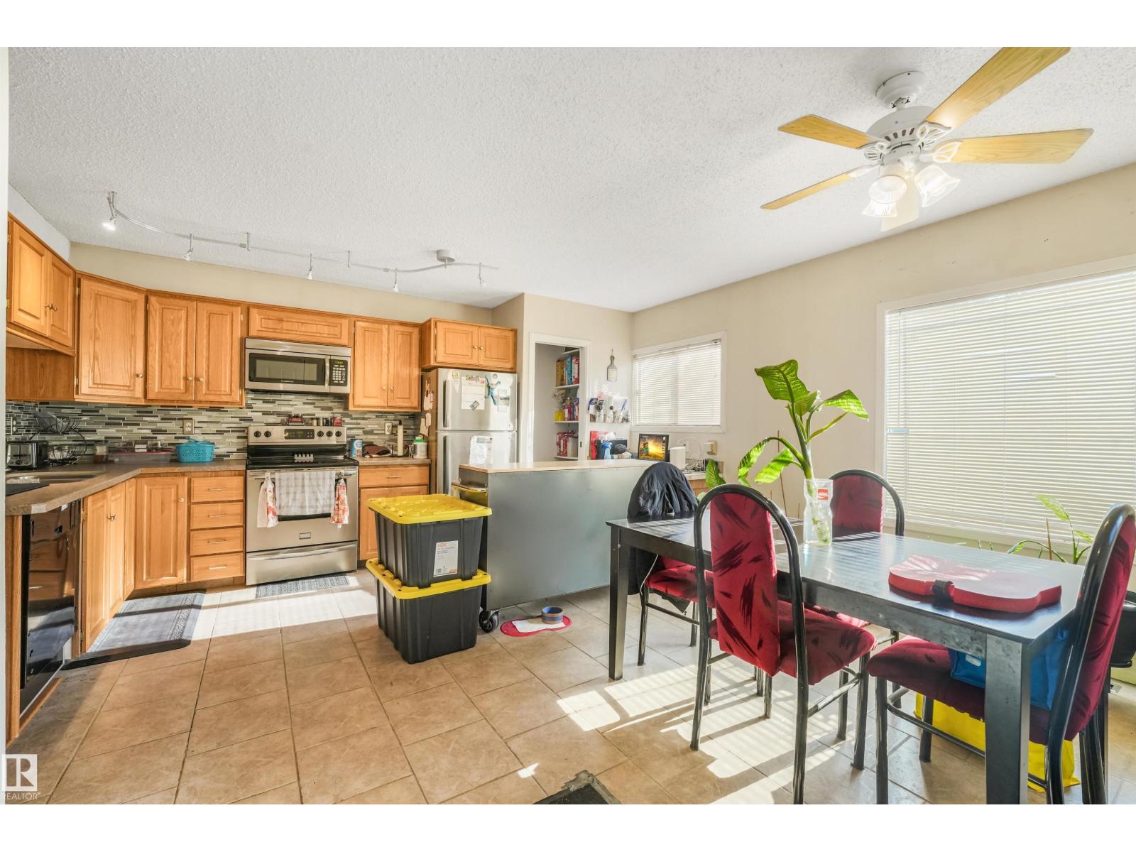 12209 94 ST NW - Image 27