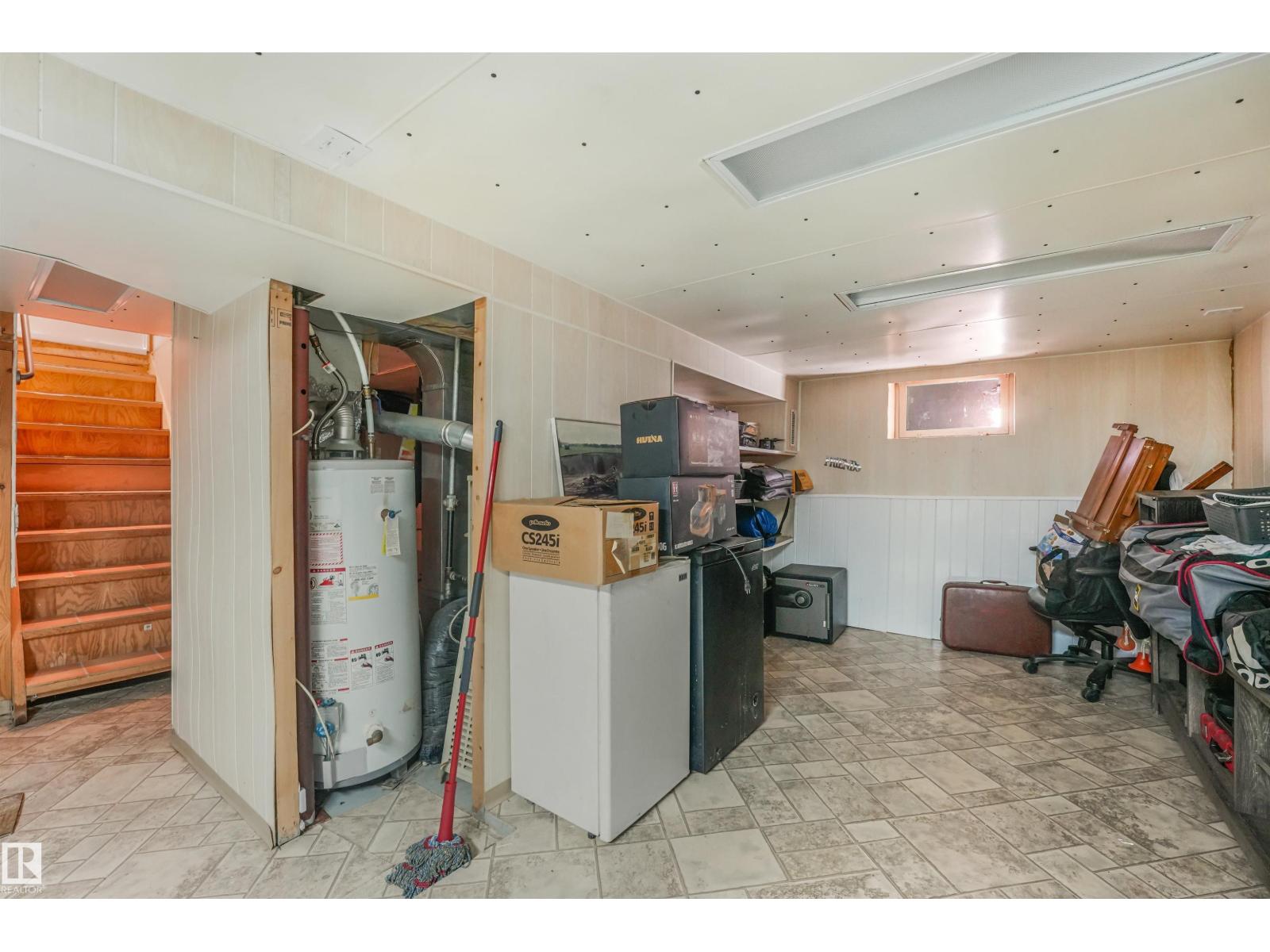 12209 94 ST NW - Image 34