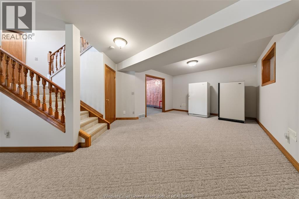 589 OLCOTT AVENUE - 44
