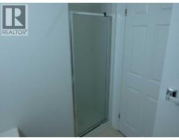 64 Valleyview Drive Sw, Medicine Hat, AB T1A8N6 Photo 9