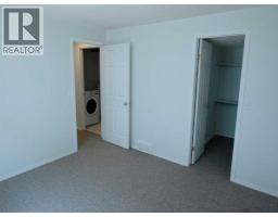 64 Valleyview Drive Sw, Medicine Hat, AB T1A8N6 Photo 15