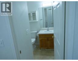 64 Valleyview Drive Sw, Medicine Hat, AB T1A8N6 Photo 8