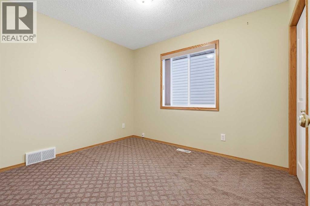 11 Westfall Crescent - 24