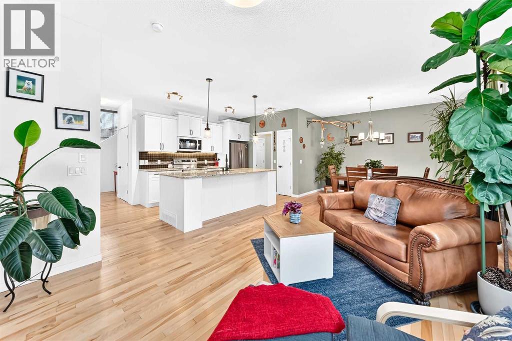 64 Sunset Square - Image 10