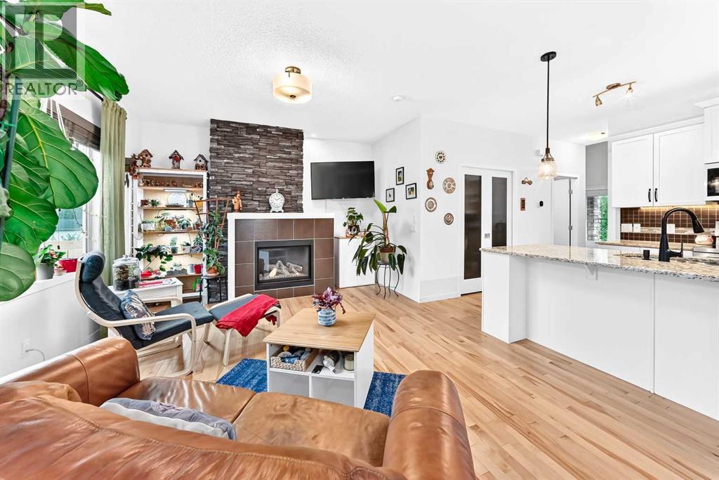 64 Sunset Square - Image 9
