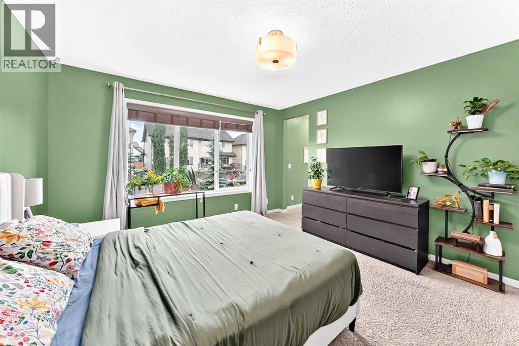 64 Sunset Square - Image 15