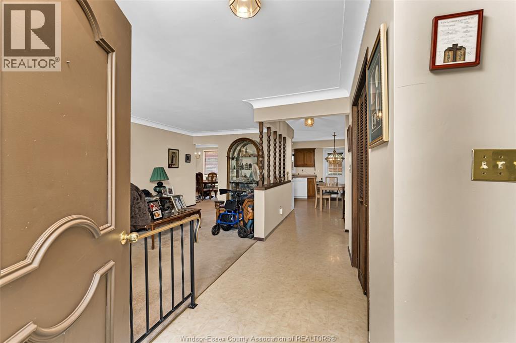 646 ESTATE PARK - Image 6