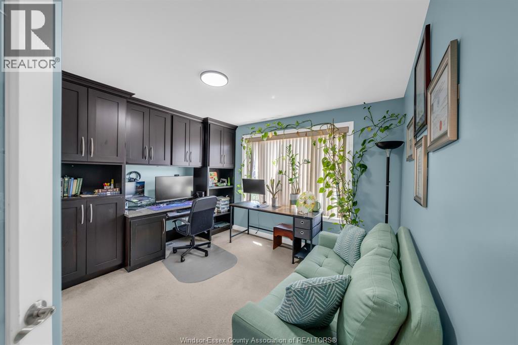 68 Wakefield AVENUE - 14
