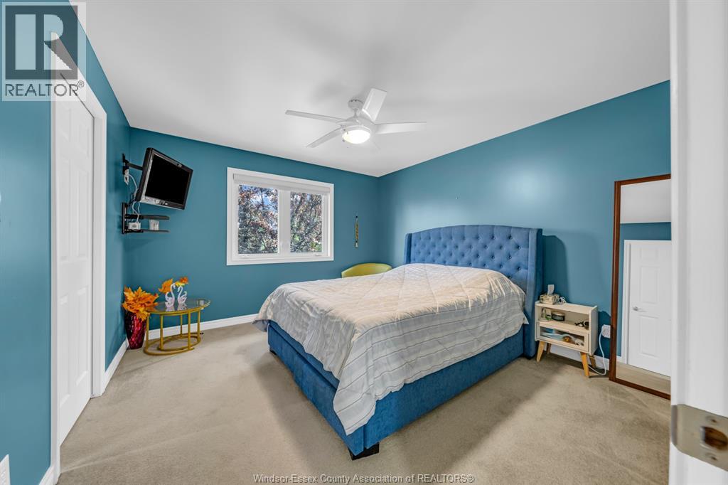 68 Wakefield AVENUE - 19