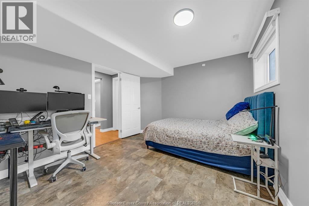 68 Wakefield AVENUE - 29