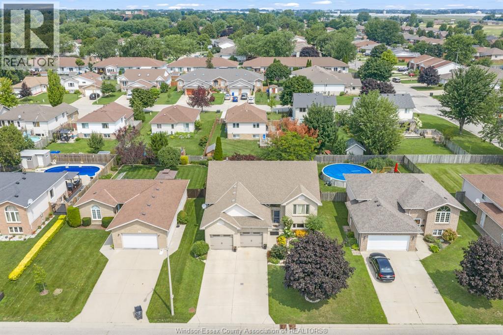 68 Wakefield AVENUE - 46