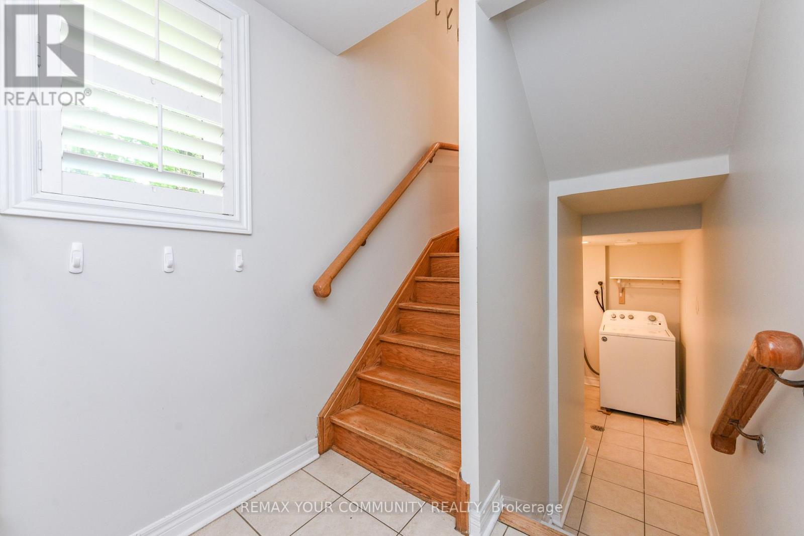#6 20 WALLACE STREET - 19