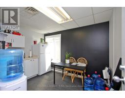 202 - 179 King Street E, Oshawa, ON L1H1C2 Photo 17