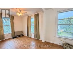 20 Charlotte Street, Belleville, ON K8P1E2 Photo 9