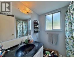 784 Marine Drive, Gibsons, BC V0N1V1 Photo 14