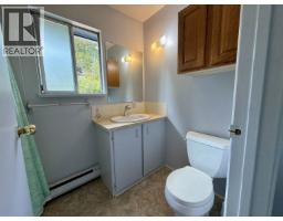 784 Marine Drive, Gibsons, BC V0N1V1 Photo 18
