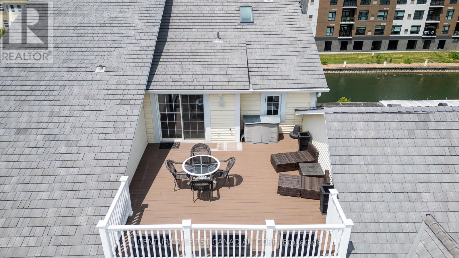 #W45 1500 VENETIAN BOULEVARD - 41