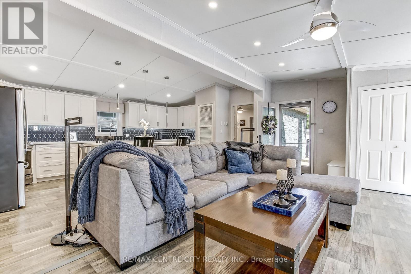 #30 22790 AMIENS ROAD - Image 12