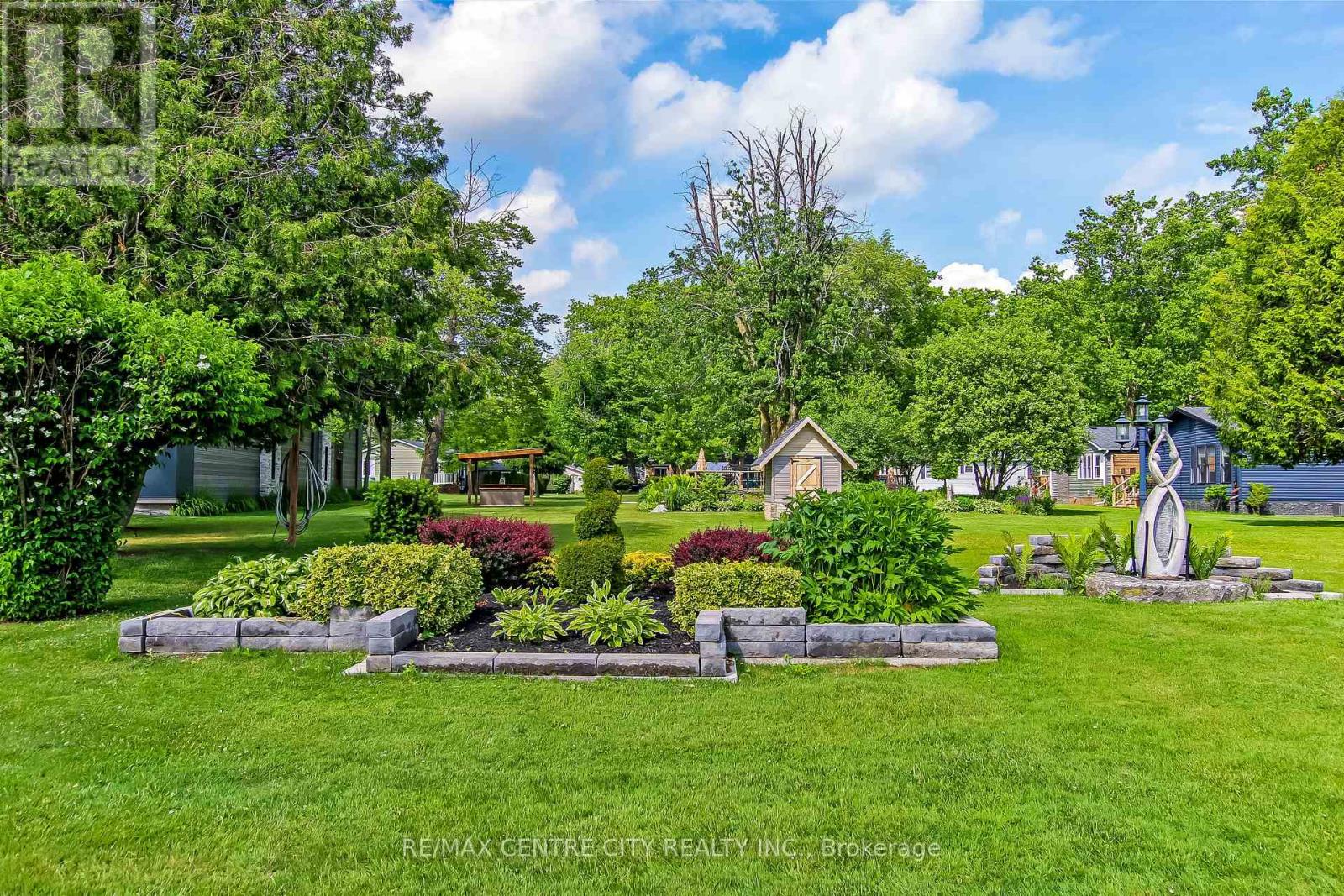 #30 22790 AMIENS ROAD - Image 25