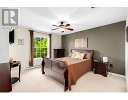 20 Sparrow Drive thumbnail 14