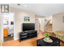 20 Sparrow Drive thumbnail 22