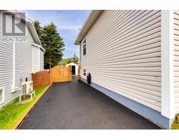 20 Sparrow Drive thumbnail 31